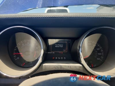 Zdjęcie 9 z 12 samochodu: 2016 FORD MUSTANG VIN:1FA6P8AM6G5221286 - miniatura
