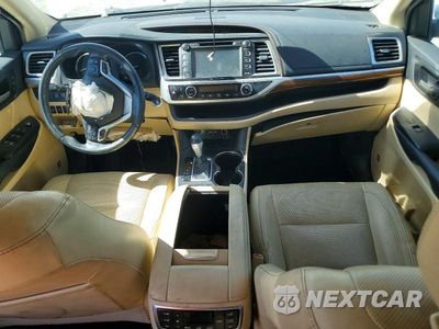 Zdjęcie 8 z 14 samochodu: 2019 TOYOTA HIGHLANDER HYBRID LIMITED PLATINUM VIN:5TDDGRFH0KS059077 - miniatura