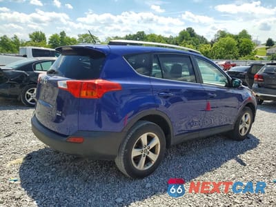 Trzecie zdjęcie samochodu z tyłu: 2015 TOYOTA RAV4 XLE VIN:2T3RFREV9FW348317 - miniatura
