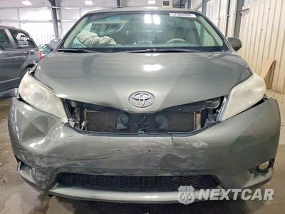 Piąte zdjęcie samochodu w środku: 2012 TOYOTA SIENNA XLE 8-PASSENGER VIN:5TDYK3DC0CS204706 - miniatura