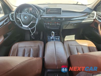 Zdjęcie 8 z 13 samochodu: 2015 BMW X5 XDRIVE35D VIN:5UXKS4C57F0J99041 - miniatura