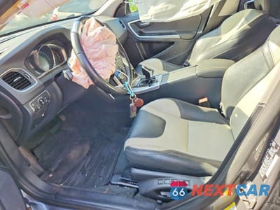 Zdjęcie 7 z 13 samochodu: 2016 VOLVO S60 CROSS COUNTRY T5 VIN:YV4612UM8G2001375 - miniatura