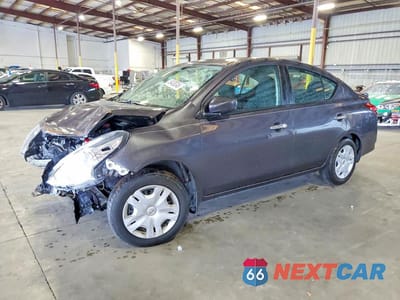 2015 NISSAN VERSA 1.6 SV 3N1CN7AP7FL852282 - główne zdjęcie licytacji z USA - miniatura