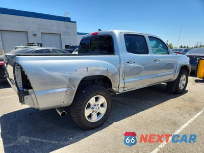 Trzecie zdjęcie samochodu z tyłu: 2015 TOYOTA TACOMA DOUBLE CAB PRERUNNER VIN:3TMJU4GN8FM187303 - miniatura