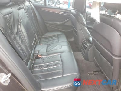 Zdjęcie 10 z 12 samochodu: 2018 BMW M550XI VIN:WBAJB9C5XJB049607 - miniatura