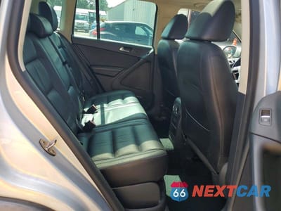 Zdjęcie 11 z 13 samochodu: 2016 VOLKSWAGEN TIGUAN S VIN:WVGAV7AX9GW554280 - miniatura