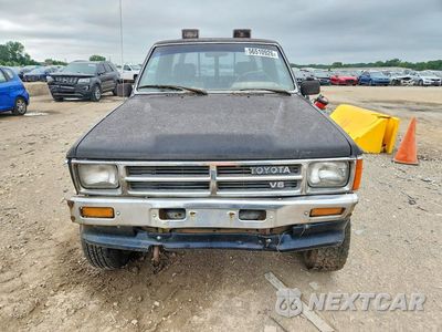 Piąte zdjęcie samochodu w środku: 1988 TOYOTA PICKUP SHORT BED VN63 VIN:JT4VN63C9J0016652 - miniatura