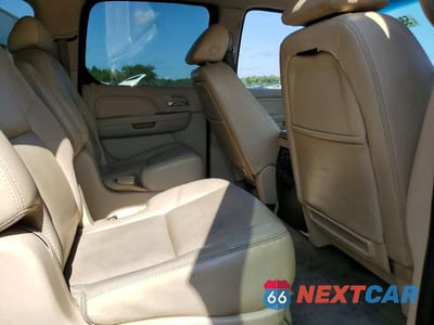 Zdjęcie 11 z 13 samochodu: 2007 CADILLAC ESCALADE ESV VIN:1GYFK66817R297171 - miniatura