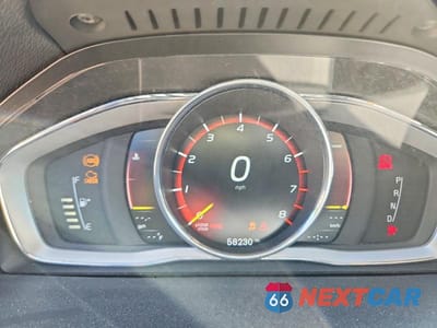 Zdjęcie 9 z 13 samochodu: 2017 VOLVO V60 CROSS COUNTRY PREMIER VIN:YV440MWK2H1039743 - miniatura