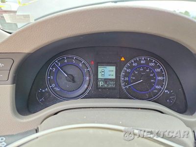Zdjęcie 9 z 12 samochodu: 2011 INFINITI G37 SEDAN X VIN:JN1CV6AR1BM408486 - miniatura