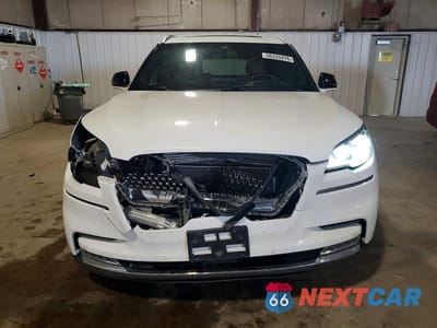 Piąte zdjęcie samochodu w środku: 2020 LINCOLN AVIATOR RESERVE VIN:5LM5J7XC2LGL37611 - miniatura