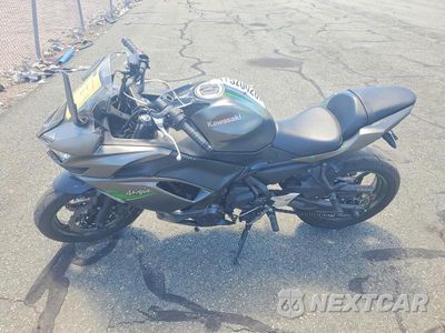 Trzecie zdjęcie samochodu z tyłu: 2024 KAWASAKI EX650 R VIN:ML5EXER11RDAD4862 - miniatura
