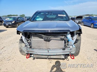 Piąte zdjęcie samochodu w środku: 2025 GMC ACADIA AT4 VIN:1GKENPRS7SJ179188 - miniatura