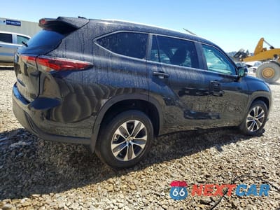 Trzecie zdjęcie samochodu z tyłu: 2026 TOYOTA HIGHLANDER XLE VIN:5TDKDRBH4TS609579 - miniatura