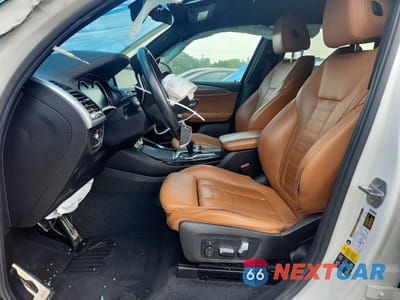 Zdjęcie 7 z 13 samochodu: 2018 BMW X3 XDRIVEM40I VIN:5UXTS3C57J0Y99066 - miniatura