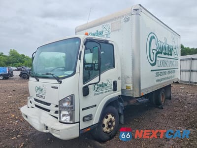 2021 ISUZU NPR BOX TRUCK 54DB4W1D6MS207094 - główne zdjęcie licytacji z USA - miniatura