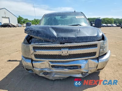Piąte zdjęcie samochodu w środku: 2013 CHEVROLET SILVERADO K1500 LT VIN:1GCRKSE73DZ307568 - miniatura