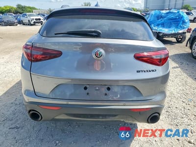 Zdjęcie 6 z 12 samochodu: 2020 ALFA ROMEO STELVIO VIN:ZASPAJAN6L7C75483 - miniatura