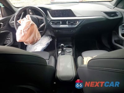 Zdjęcie 8 z 12 samochodu: 2024 BMW 228XI VIN:WBA73AK0XR7R69153 - miniatura