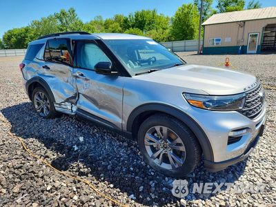 Czwarte zdjęcie samochodu z boku: 2022 FORD EXPLORER XLT VIN:1FMSK8DH4NGB61821 - miniatura