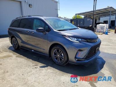 Czwarte zdjęcie samochodu z boku: 2025 TOYOTA SIENNA XSE VIN:5TDDSKFC0SS178872 - miniatura
