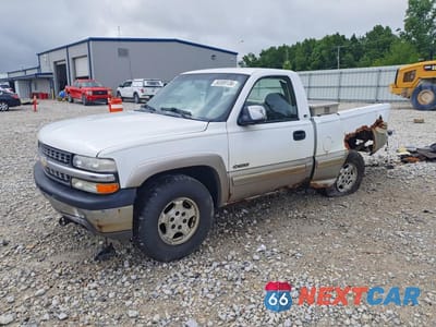 2002 CHEVROLET SILVERADO K1500 1GCEK14T62Z151269 - główne zdjęcie licytacji z USA - miniatura