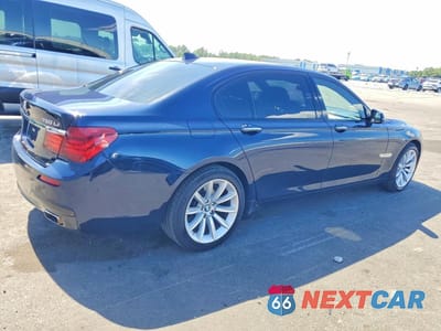 Trzecie zdjęcie samochodu z tyłu: 2014 BMW 750 LXI VIN:WBAYF8C59ED141850 - miniatura