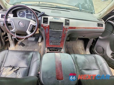Zdjęcie 8 z 13 samochodu: 2011 CADILLAC ESCALADE LUXURY VIN:1GYS4BEF5BR356135 - miniatura