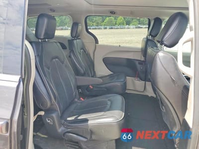Zdjęcie 11 z 13 samochodu: 2019 CHRYSLER PACIFICA LIMITED VIN:2C4RC1GG0KR587705 - miniatura