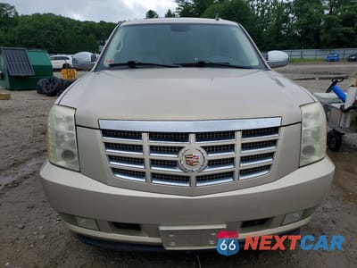 Piąte zdjęcie samochodu w środku: 2008 CADILLAC ESCALADE LUXURY VIN:1GYFK63818R251278 - miniatura