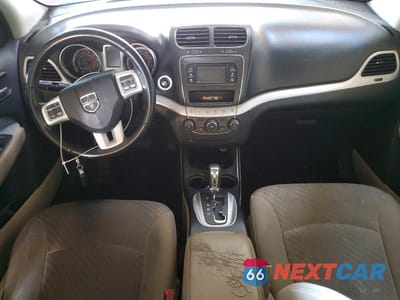 Zdjęcie 8 z 13 samochodu: 2016 DODGE JOURNEY SE VIN:3C4PDCAB0GT215105 - miniatura
