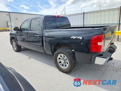 Drugie zdjęcie samochodu z przodu: 2011 CHEVROLET SILVERADO K1500 LS VIN:3GCPKREAXBG260886 - miniatura