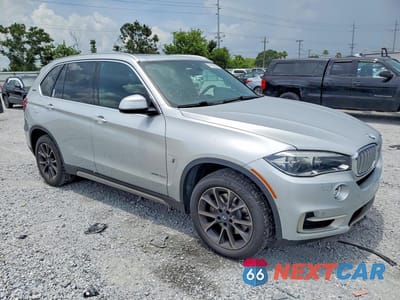 Czwarte zdjęcie samochodu z boku: 2018 BMW X5 XDR40E VIN:5UXKT0C55J0V99873 - miniatura