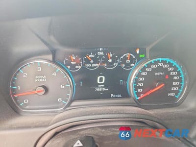 Zdjęcie 9 z 14 samochodu: 2019 GMC YUKON XL DENALI VIN:1GKS2HKJ3KR254442 - miniatura