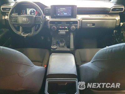 Zdjęcie 8 z 12 samochodu: 2025 TOYOTA TACOMA SR5 VIN:3TMLB5JN9SM150283 - miniatura