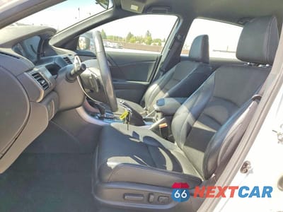 Zdjęcie 7 z 12 samochodu: 2017 HONDA ACCORD SPORT VIN:1HGCR2F57HA073519 - miniatura