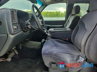 Zdjęcie 7 z 12 samochodu: 2002 GMC NEW SIERRA K1500 VIN:1GTEK19T82E204487 - miniatura