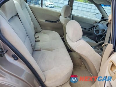 Zdjęcie 10 z 12 samochodu: 2002 MITSUBISHI GALANT ES VIN:4A3AA46G52E133353 - miniatura