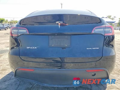 Zdjęcie 6 z 13 samochodu: 2022 TESLA MODEL Y VIN:7SAYGAEE6NF489086 - miniatura