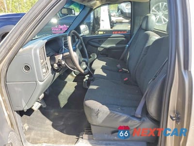 Zdjęcie 7 z 12 samochodu: 2002 GMC NEW SIERRA C1500 VIN:1GTEC14W92Z285345 - miniatura