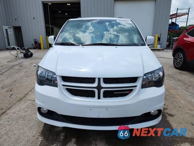 Piąte zdjęcie samochodu w środku: 2019 DODGE GRAND CARAVAN GT VIN:2C4RDGEG8KR749955 - miniatura