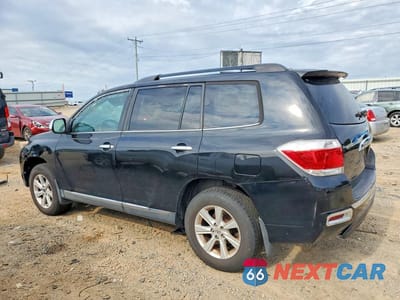 Drugie zdjęcie samochodu z przodu: 2012 TOYOTA HIGHLANDER BASE VIN:5TDBK3EH5CS139996 - miniatura