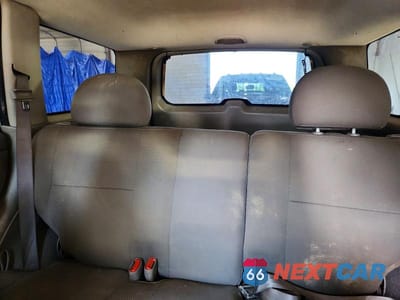 Zdjęcie 10 z 13 samochodu: 2004 JEEP GRAND CHEROKEE LAREDO VIN:1J4GW48S34C238675 - miniatura