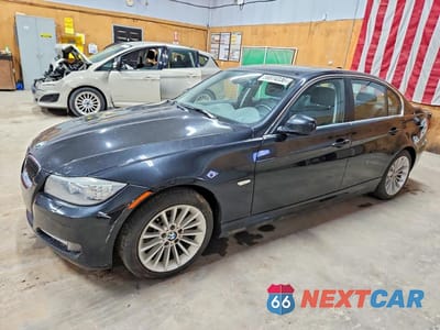 2011 BMW 335 D WBAPN7C5XBF184554 - główne zdjęcie licytacji z USA - miniatura