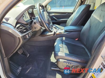 Zdjęcie 7 z 13 samochodu: 2014 BMW X5 XDRIVE35D VIN:5UXKS4C56E0J95027 - miniatura