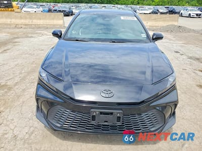 Piąte zdjęcie samochodu w środku: 2025 TOYOTA CAMRY SE VIN:4T1DBADK4SU519069 - miniatura