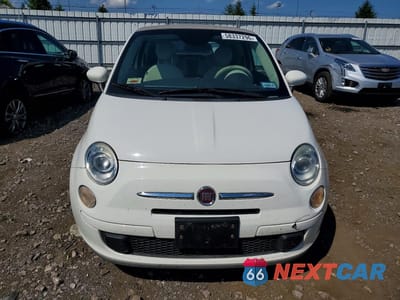 Piąte zdjęcie samochodu w środku: 2015 FIAT 500 POP VIN:3C3CFFDR7FT598823 - miniatura