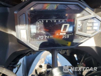 Zdjęcie 7 z 9 samochodu: 2025 KAWASAKI EX500 VIN:ML5EXGG15SDA70269 - miniatura