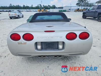 Zdjęcie 6 z 12 samochodu: 2004 CHEVROLET CORVETTE VIN:1G1YY32G545124838 - miniatura