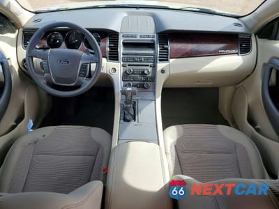 Zdjęcie 8 z 12 samochodu: 2010 FORD TAURUS SEL VIN:1FAHP2HW0AG137232 - miniatura